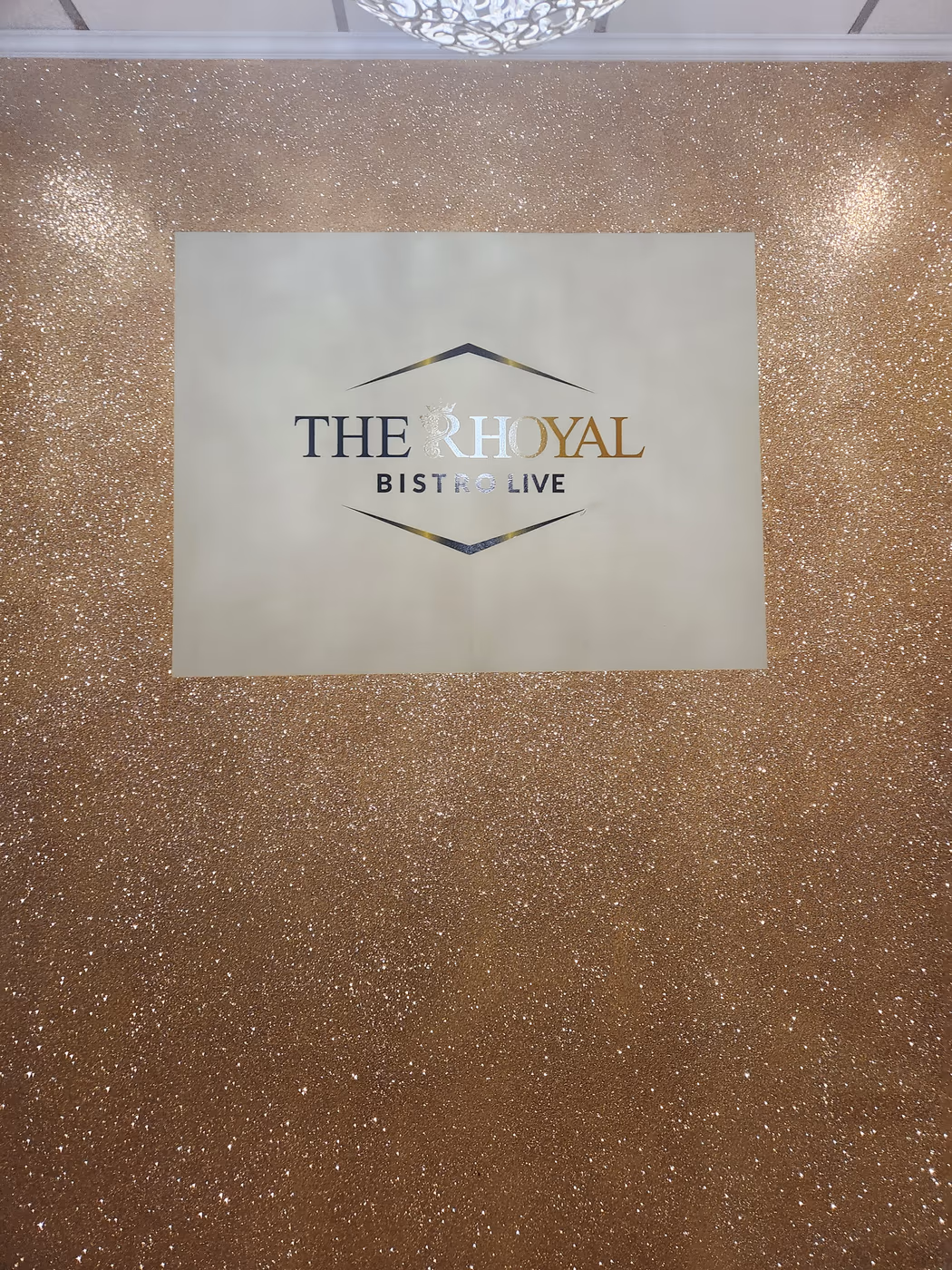 The Rhoyal Bistro Live