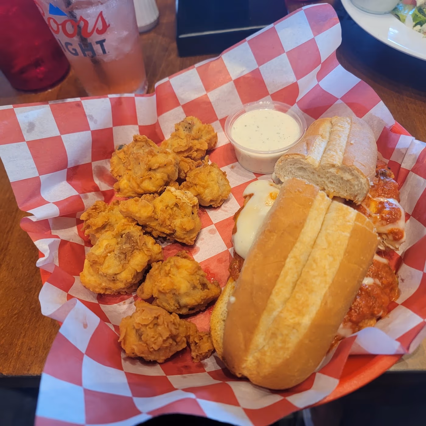 The Roost Bar and Grill (MM Hwy) photo 3