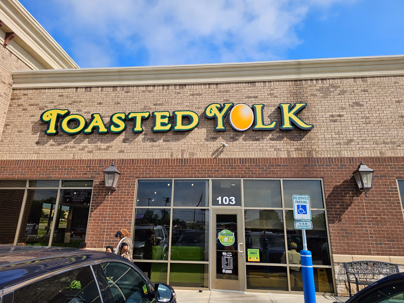 The Toasted Yolk Cafe