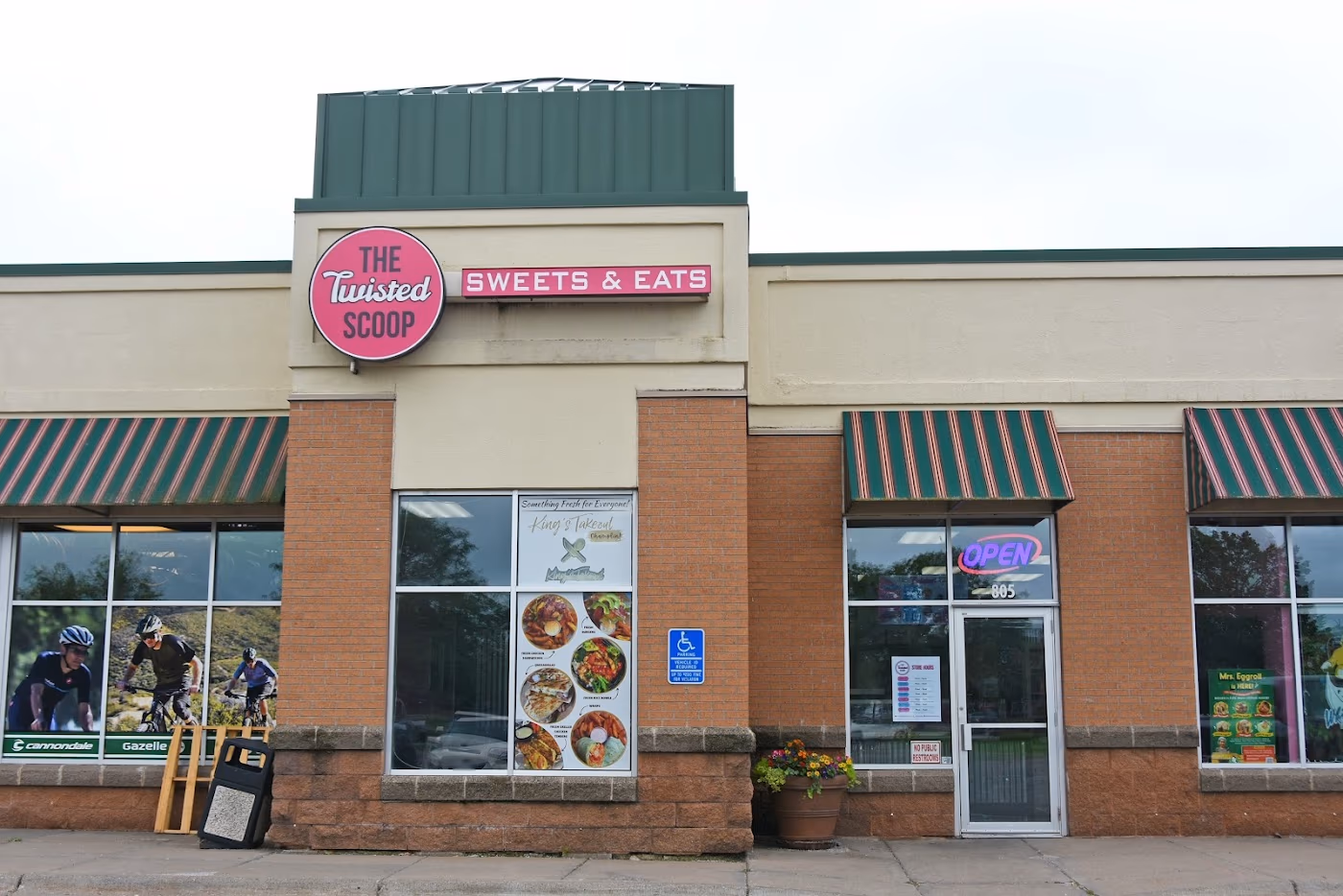The Twisted Scoop photo 3