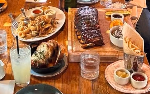 Tin Roof Bistro photo 2