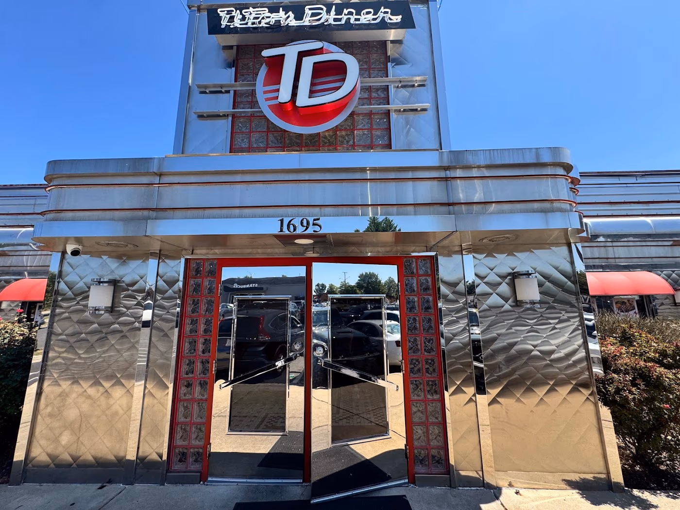 Tito's Diner photo 2