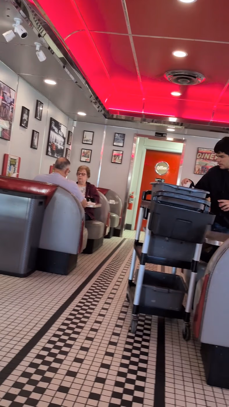 Tito's Diner photo 4