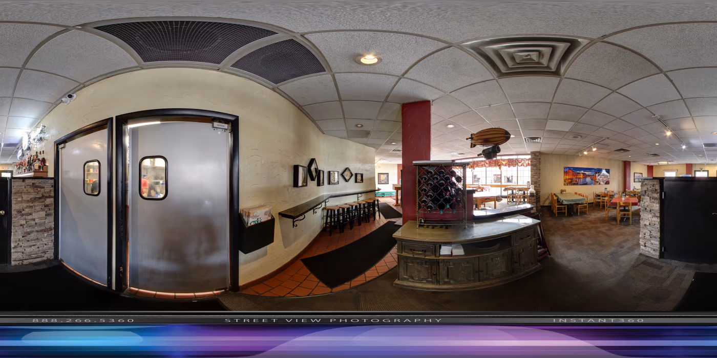 TJ's On The Avenue photo 2