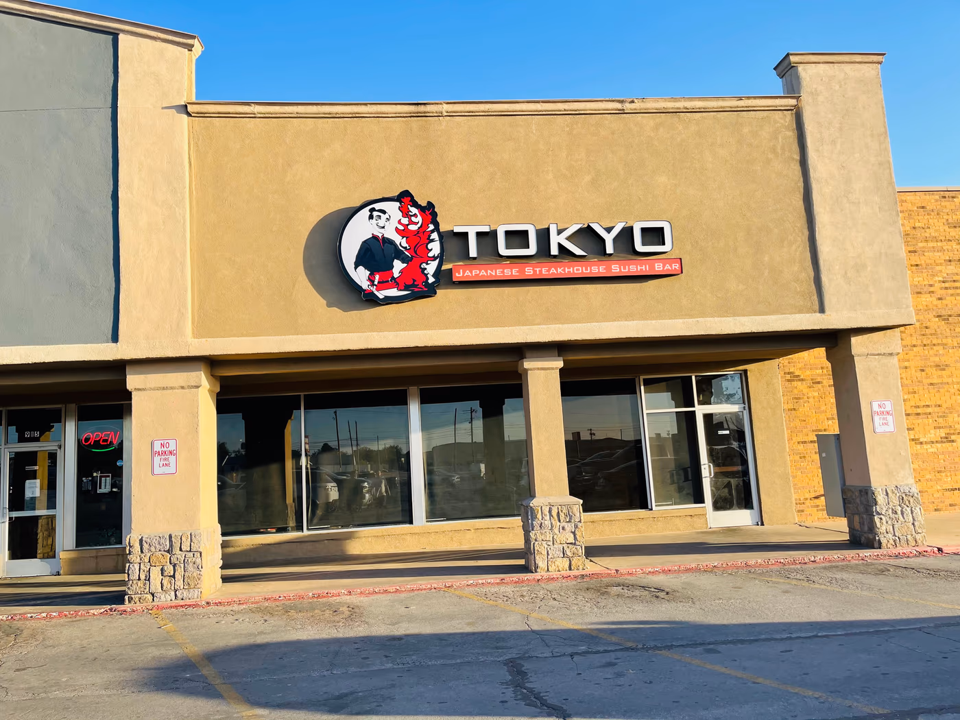 Tokyo | Steakhouse & Sushi Bar