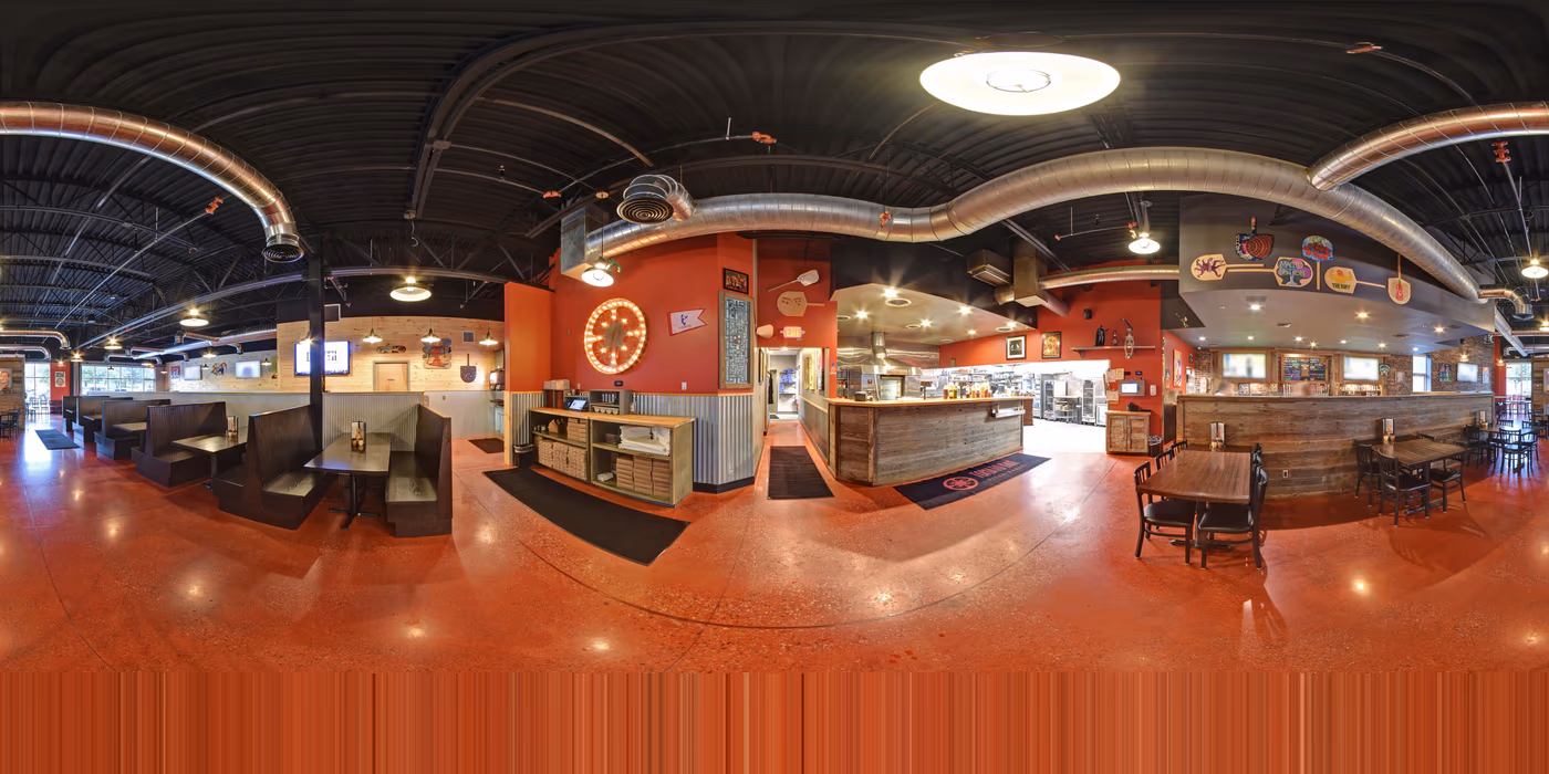 Tomato Bar Pizza Bakery photo 2