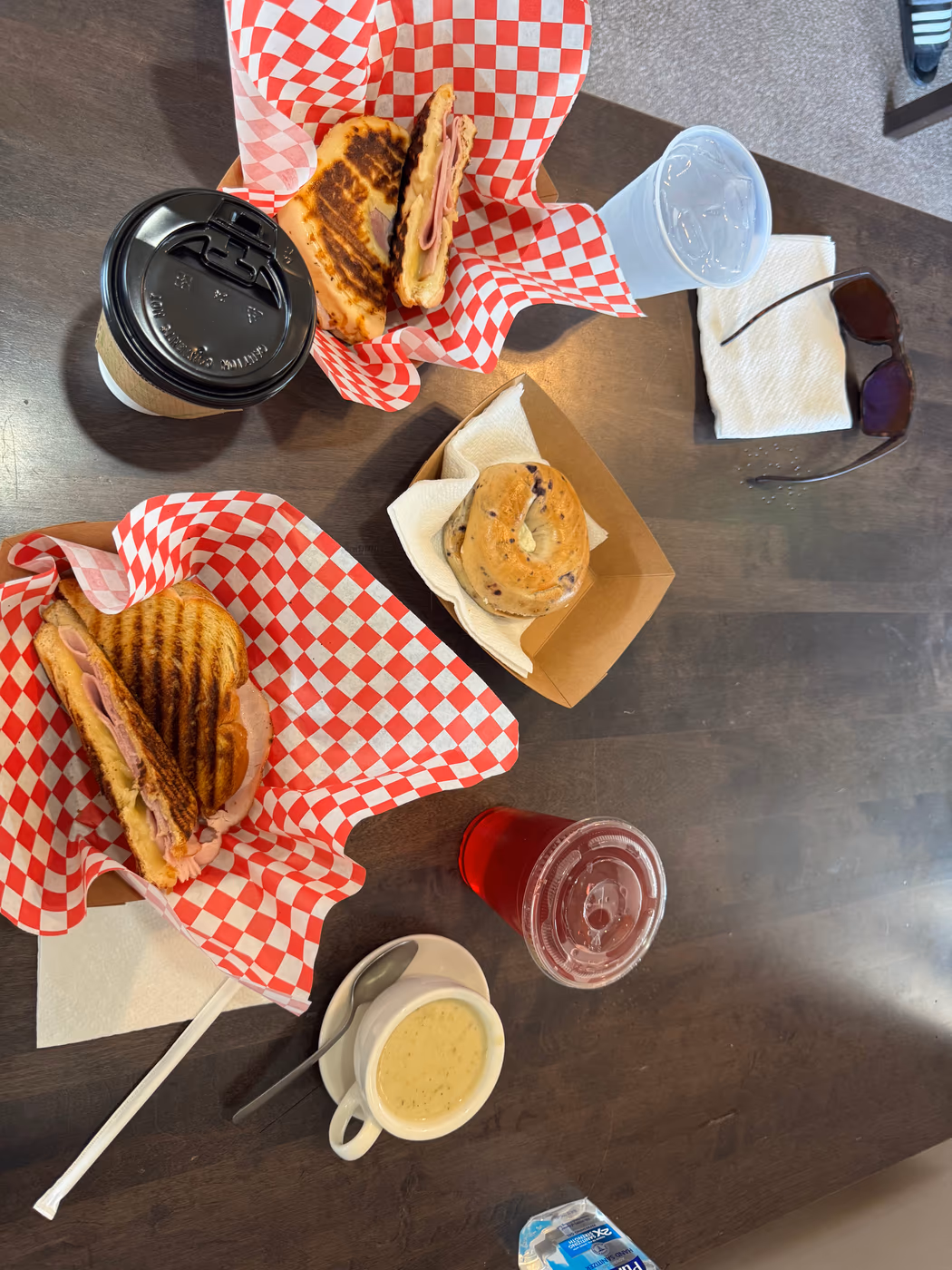 Trail's Edge Café