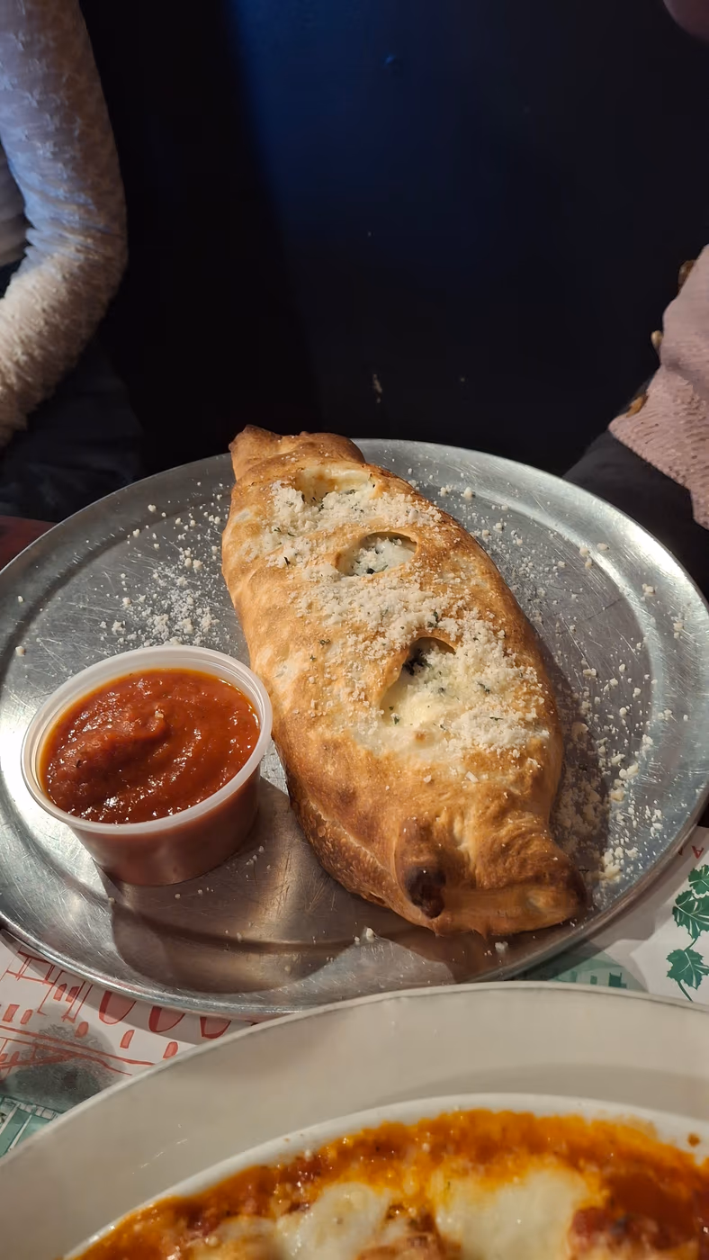 Troni Brothers Italian Restaurant photo 2