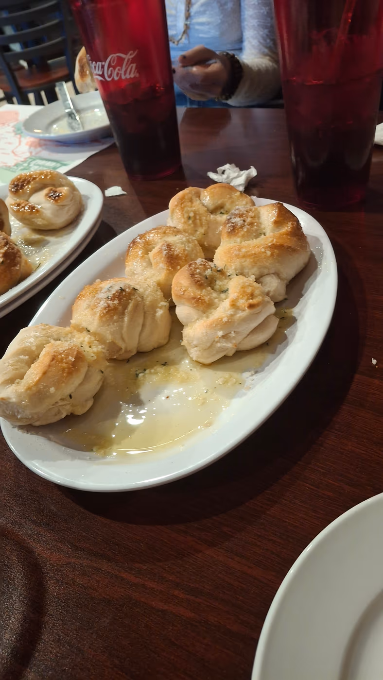 Troni Brothers Italian Restaurant photo 3