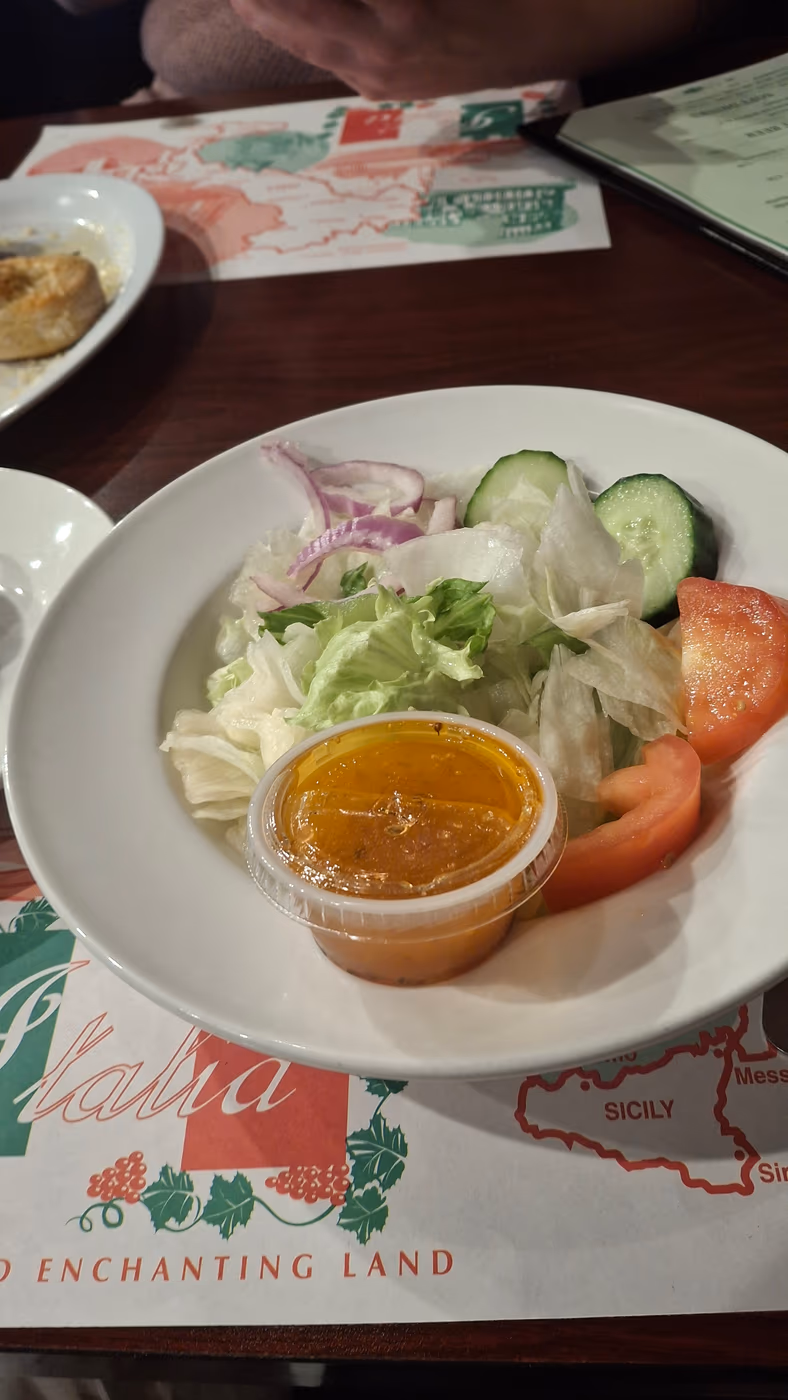 Troni Brothers Italian Restaurant photo 4