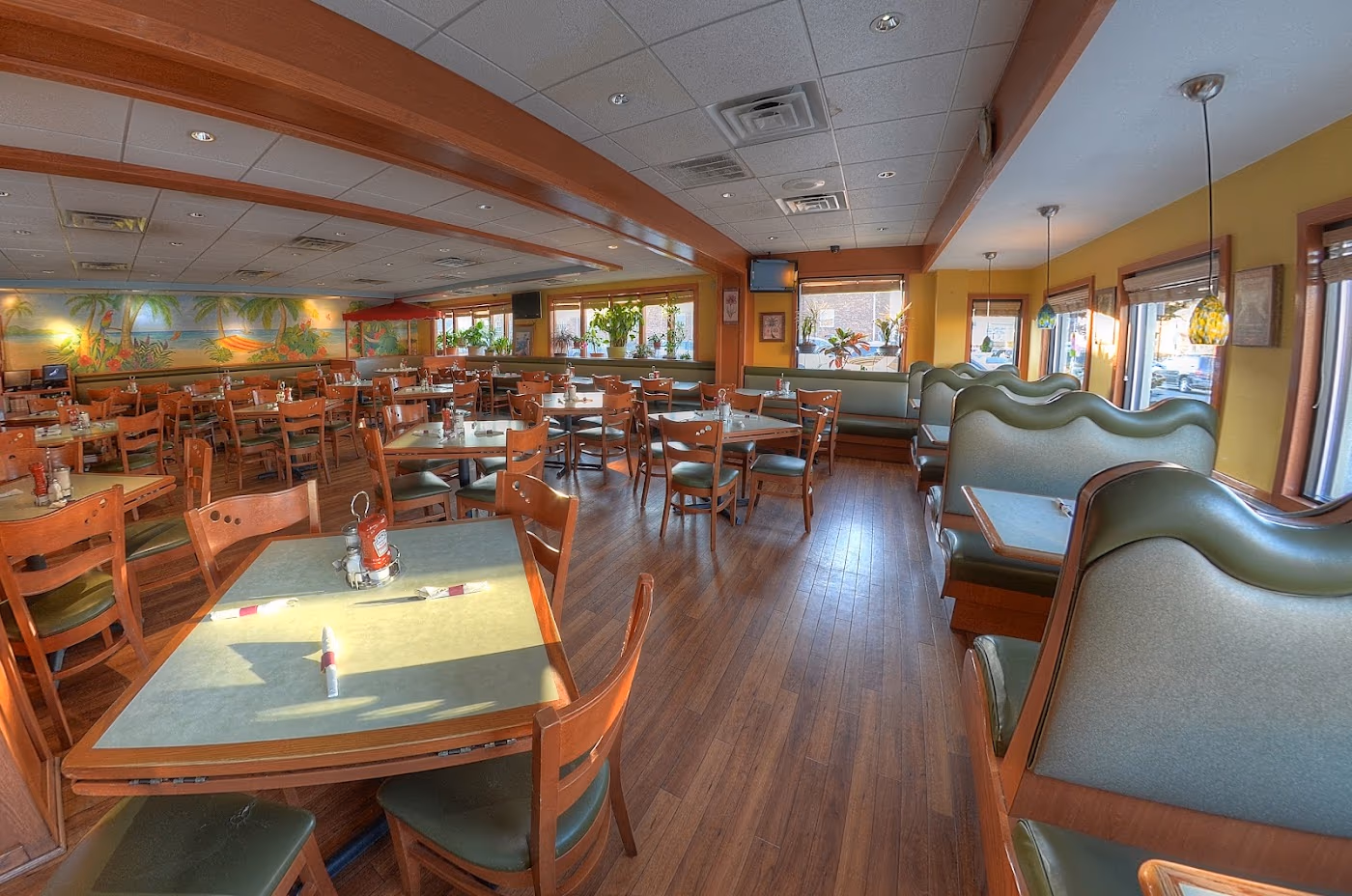 Tropicana Diner and Bakery photo 3