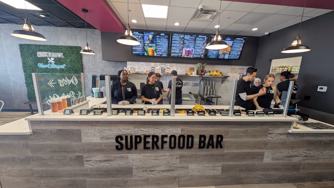 TRŪ Bowl Superfood Bar Mount Prospect photo 3