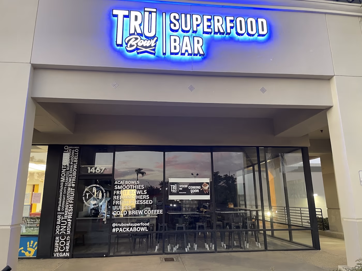 TRU Bowl Superfood Bar Montebello