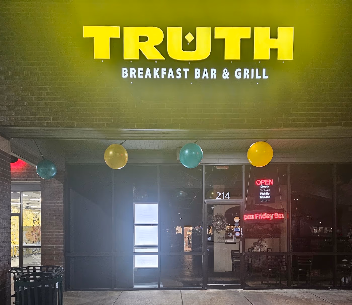 Truth Breakfast Bar and Grill photo 4