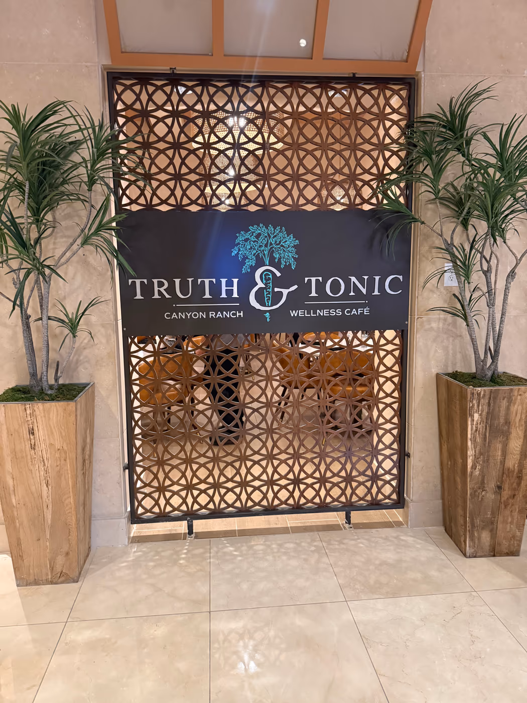 Truth & Tonic photo 2