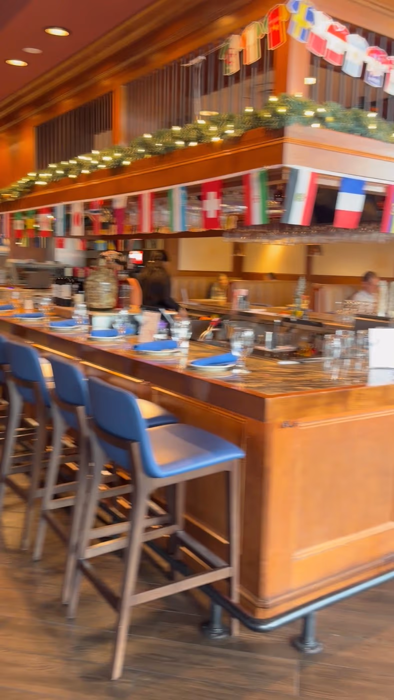 Truva Mediterranean Bar and Grill photo 4