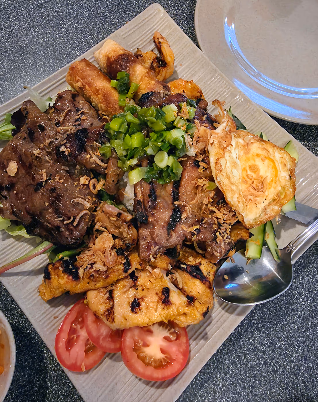 Tu's Kitchen