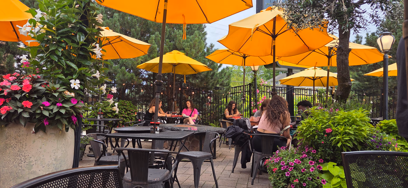 Twigs Tavern and Grille