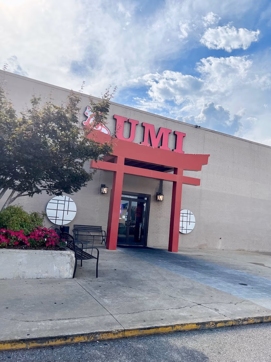 Umi Japanese Steakhouse & Sushi Bar