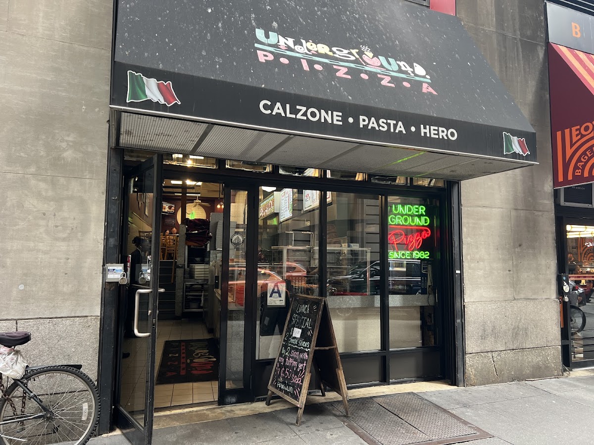 Underground Pizza