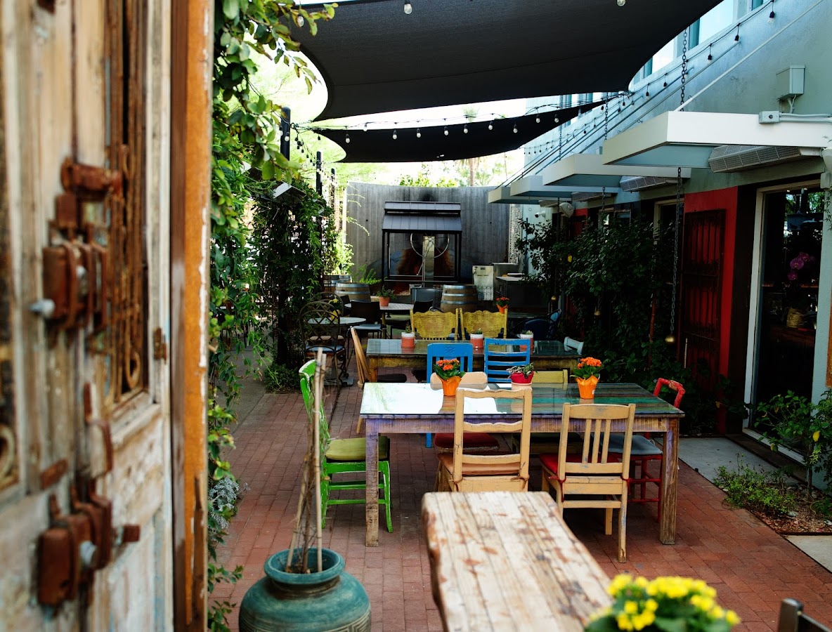 Urban Fraiche Restaurant