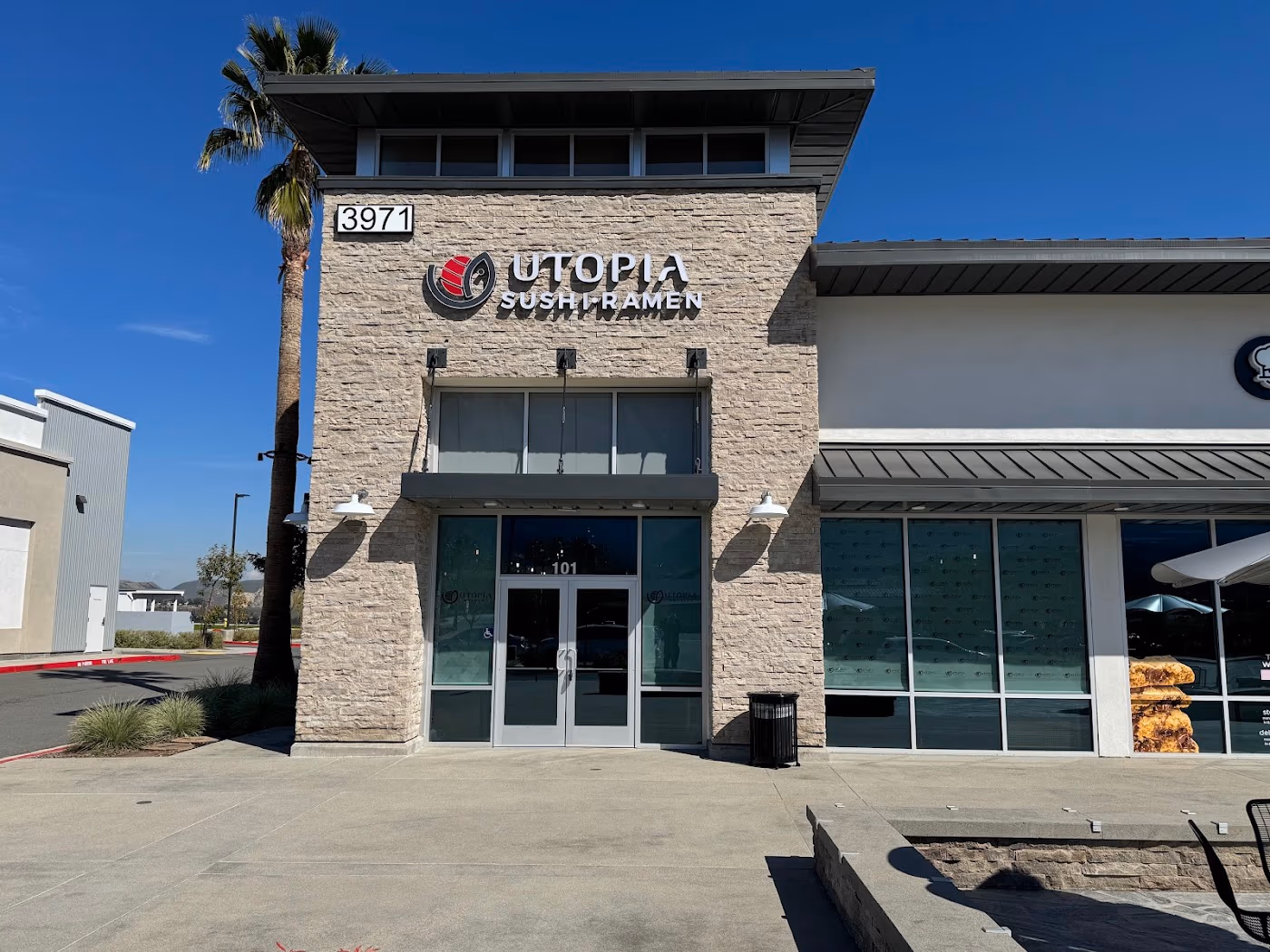 Utopia Sushi & Ramen photo 2