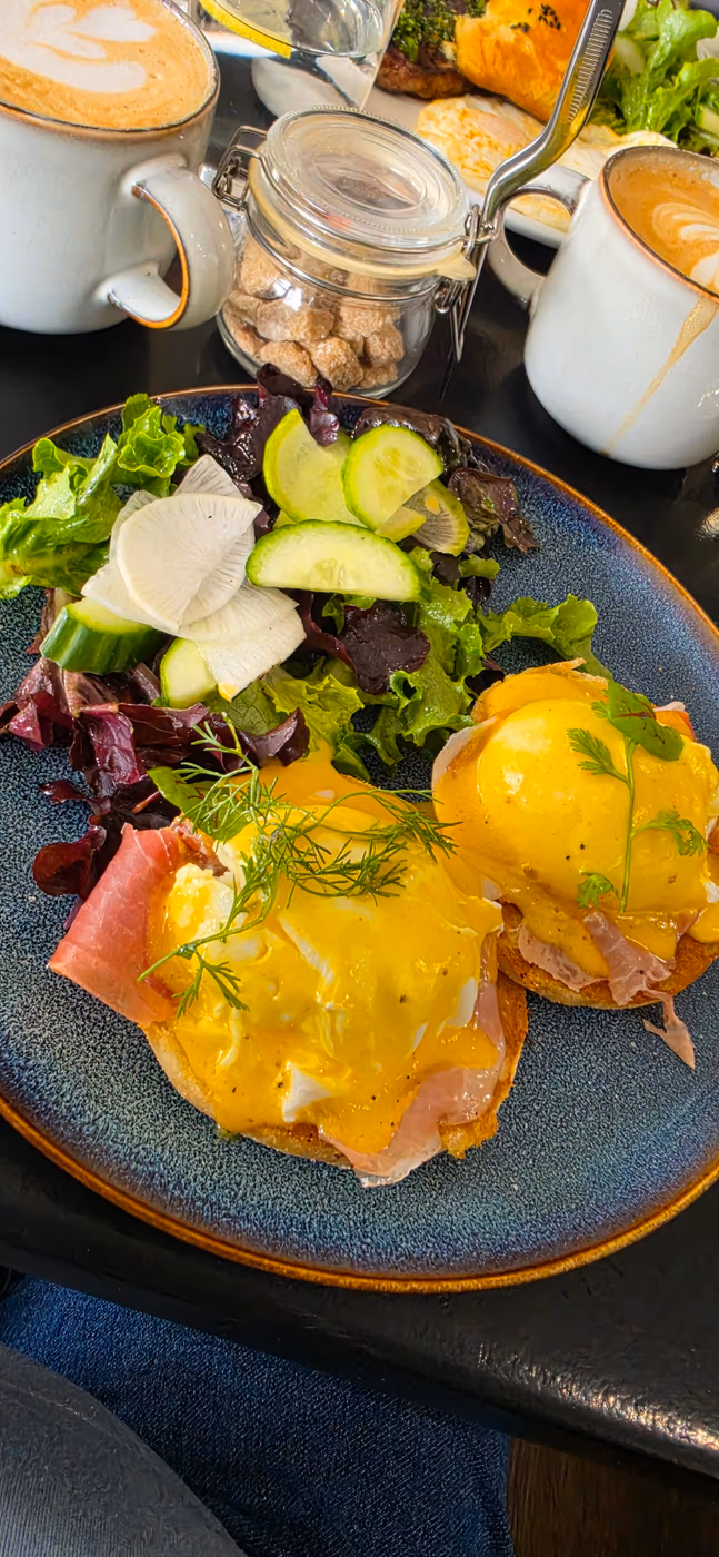 Vale's Kafe & Kitchen