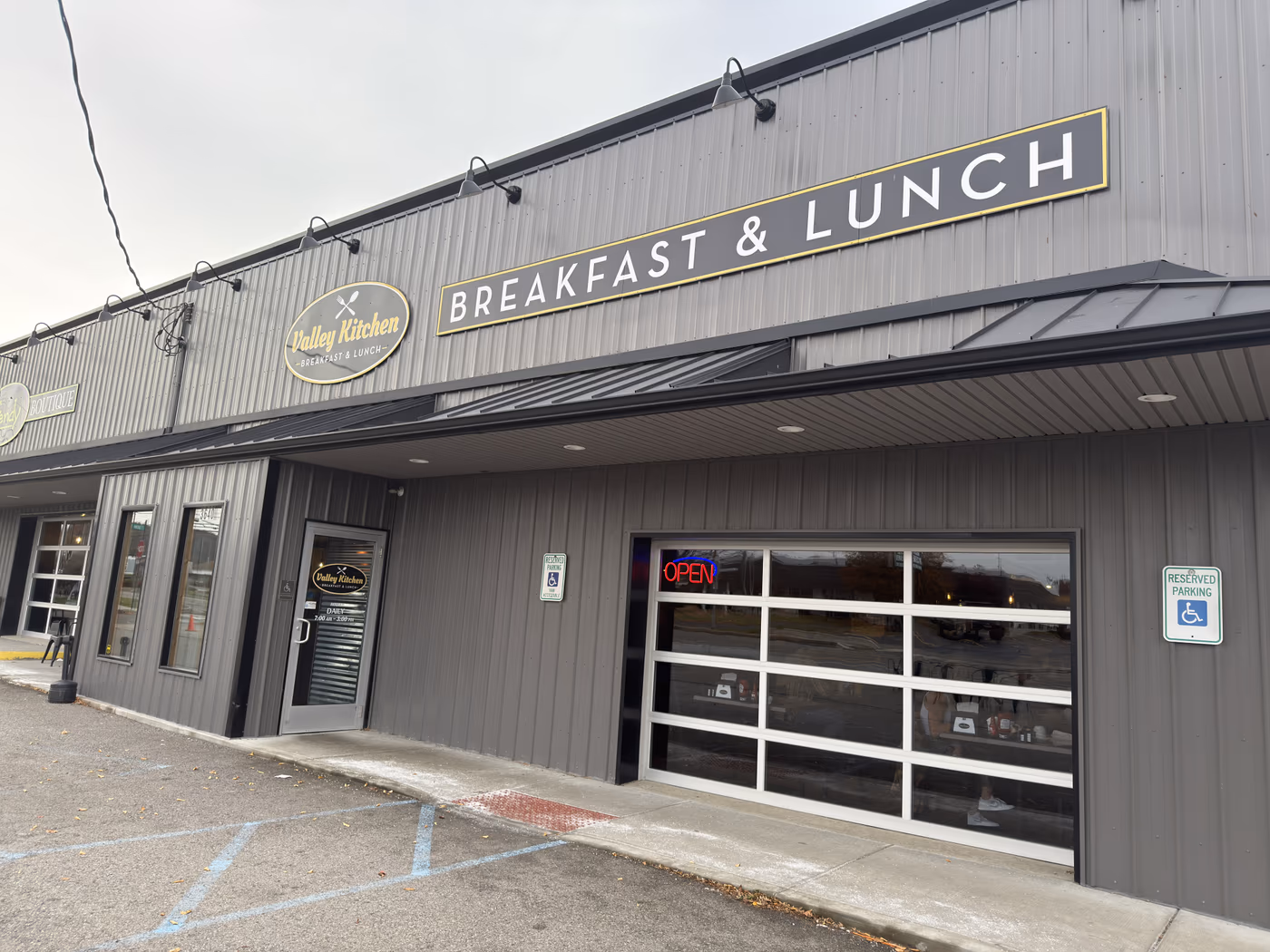 Valley Kitchen Hermitage