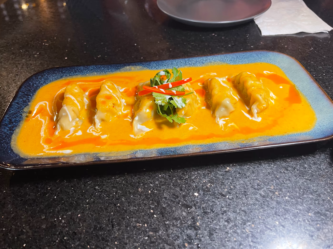 Ve La Thai Fine Dining Restaurant & Wine photo 3