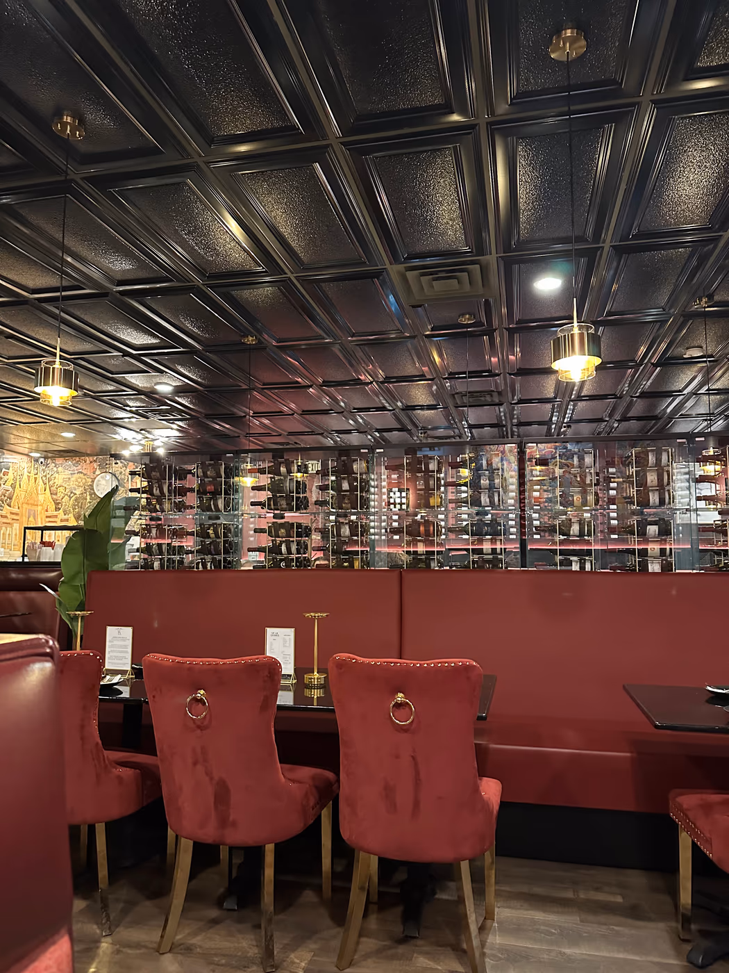 Ve La Thai Fine Dining Restaurant & Wine photo 4
