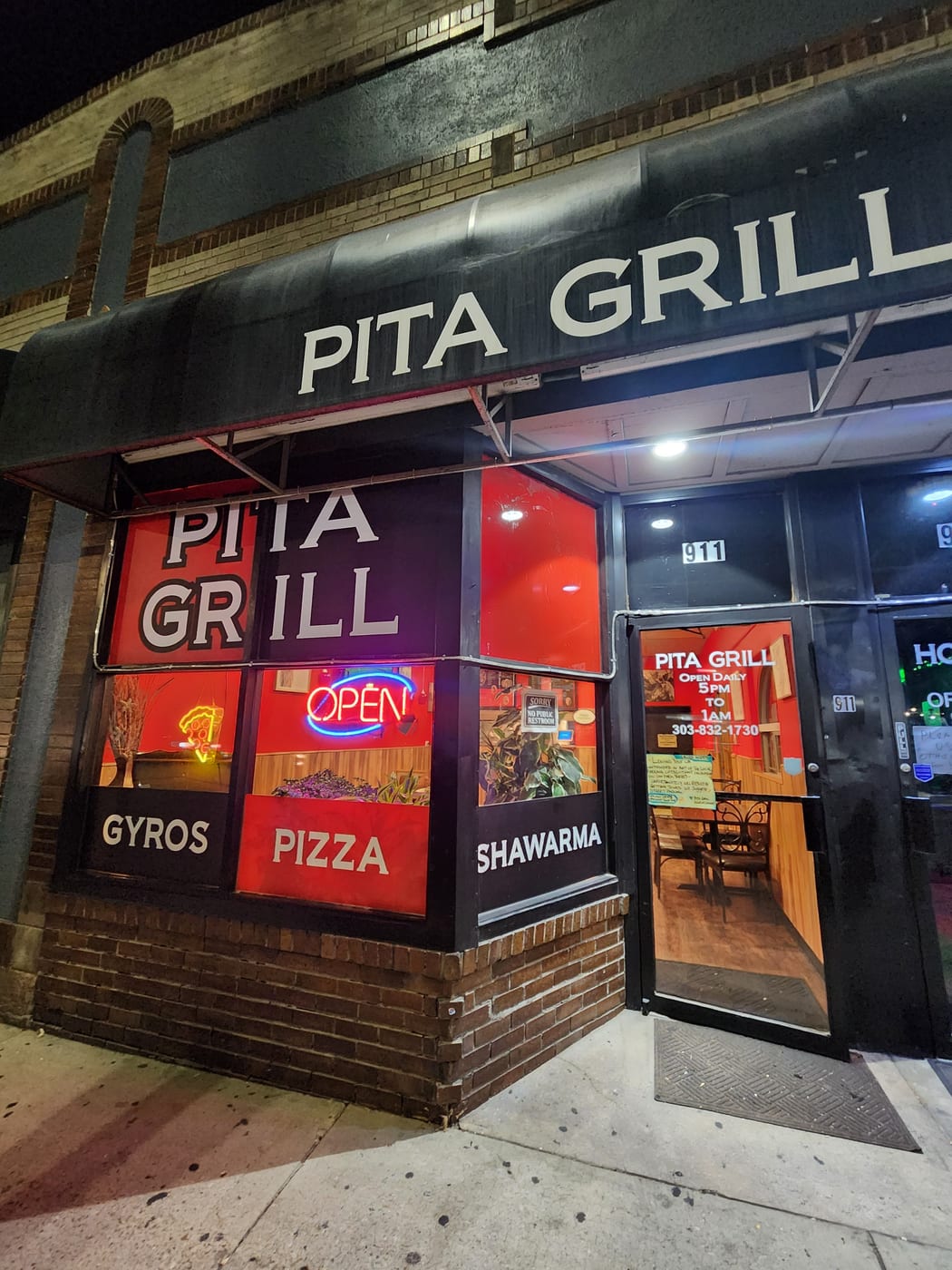 Vegan Pizza at Pita Grill