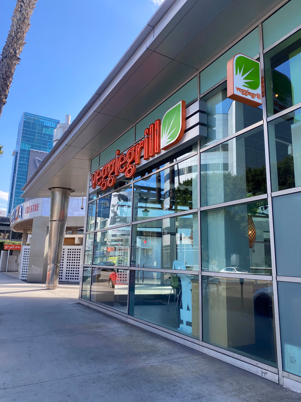 Veggie Grill - Hollywood DOME photo 2