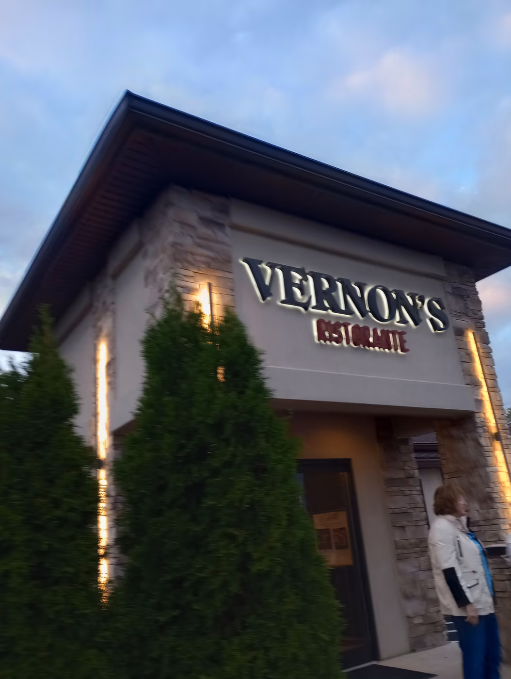 Vernon's Cafe