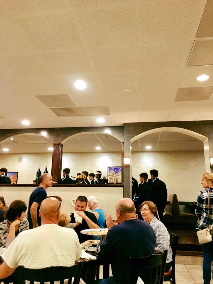 Vesuvio's Italian Restaurant & Pizzeria photo 3