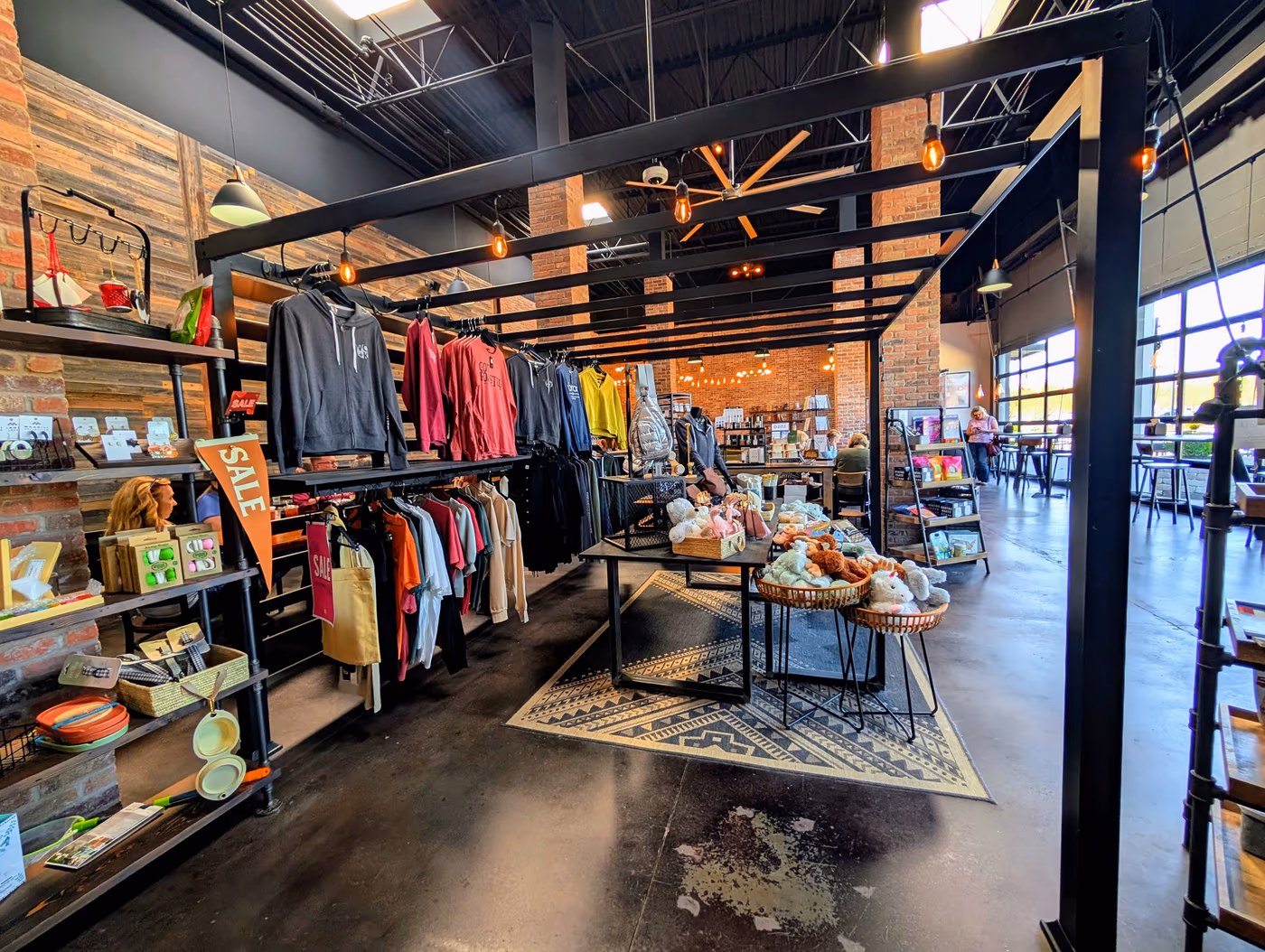 Vibrant Coffeehouse + Kitchen