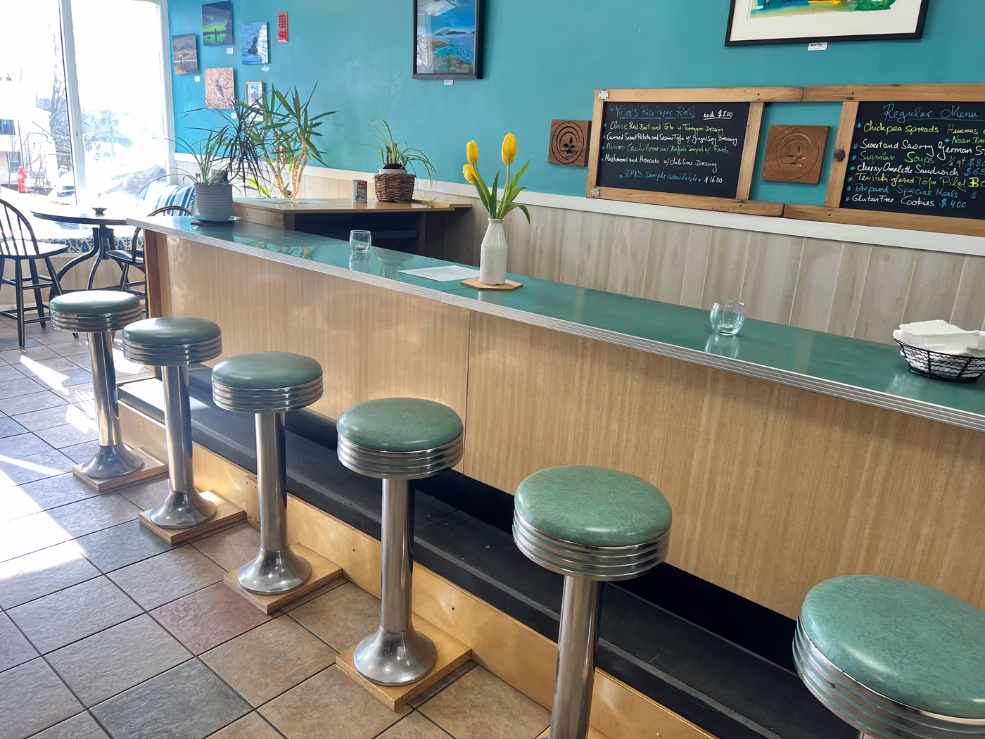 Victor's Bistro