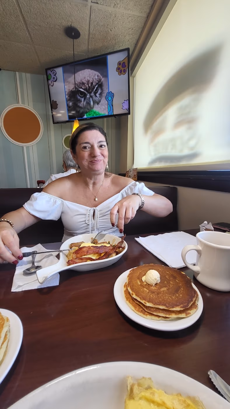 Village Inn photo 4