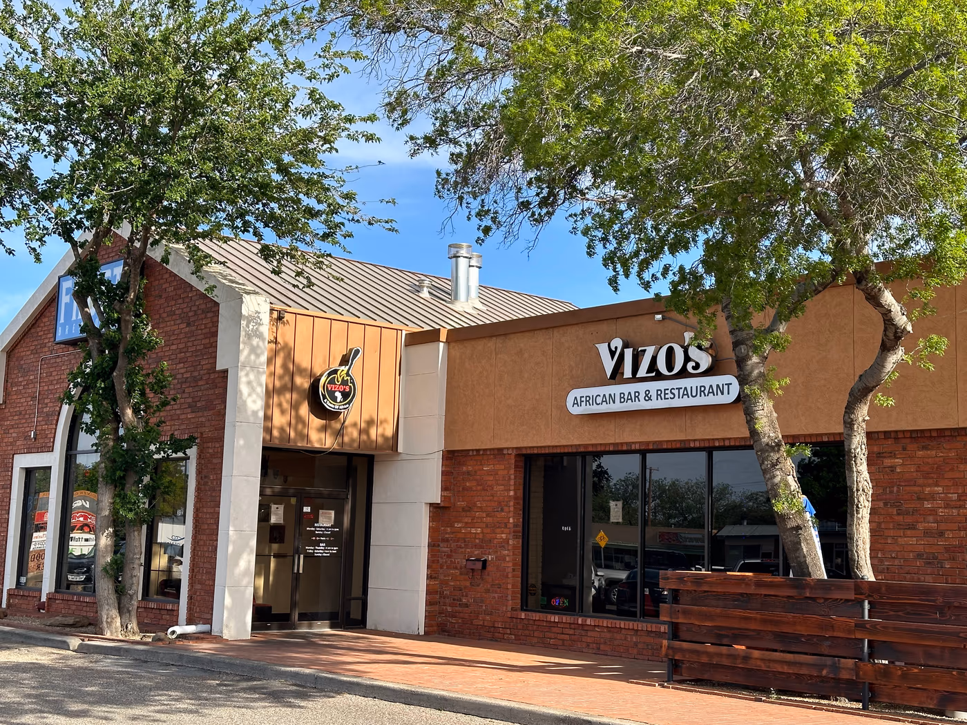 Vizo’s African Bar & Restaurant