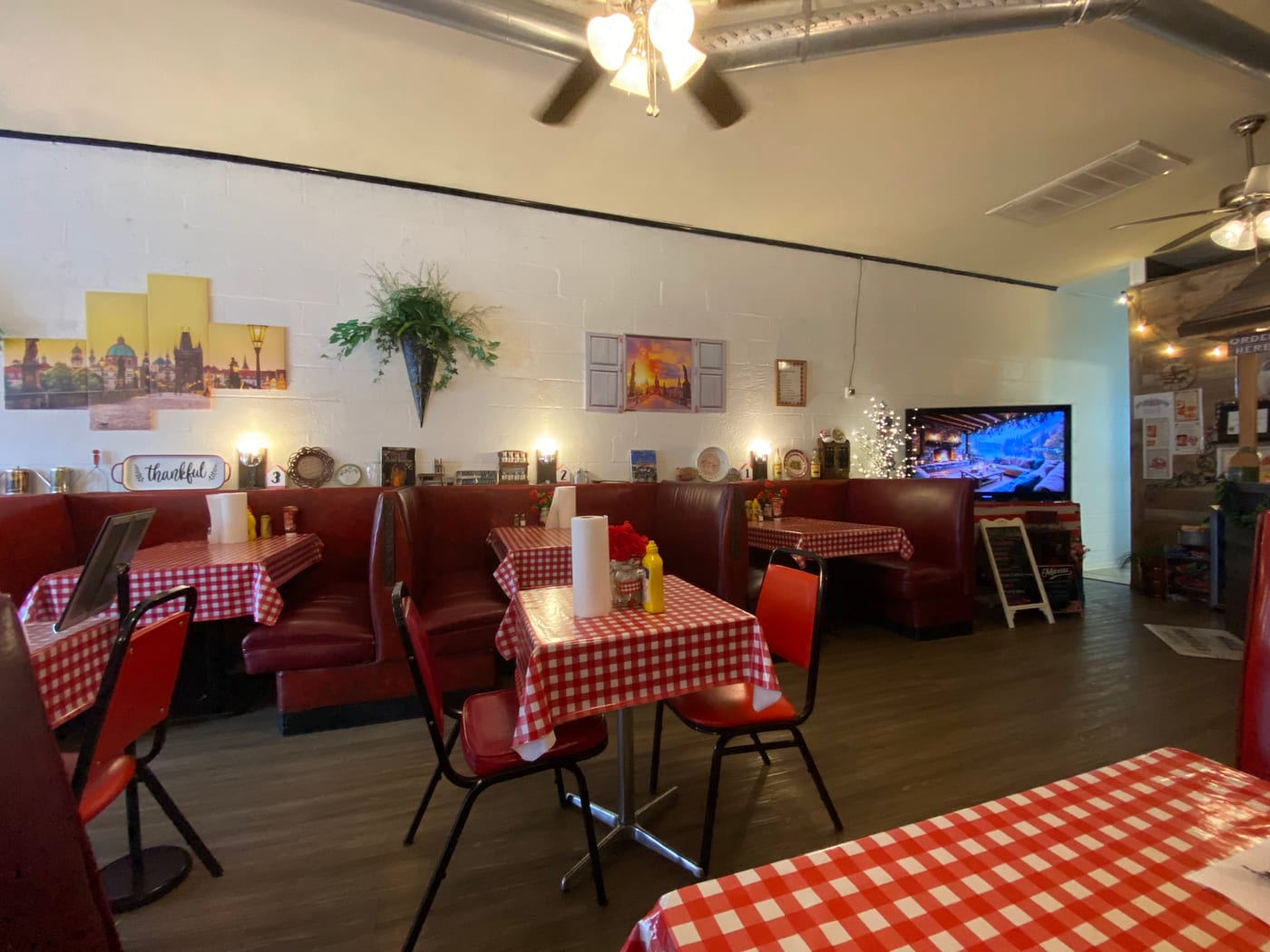 Vladislava's Czech Bakery & Cafe