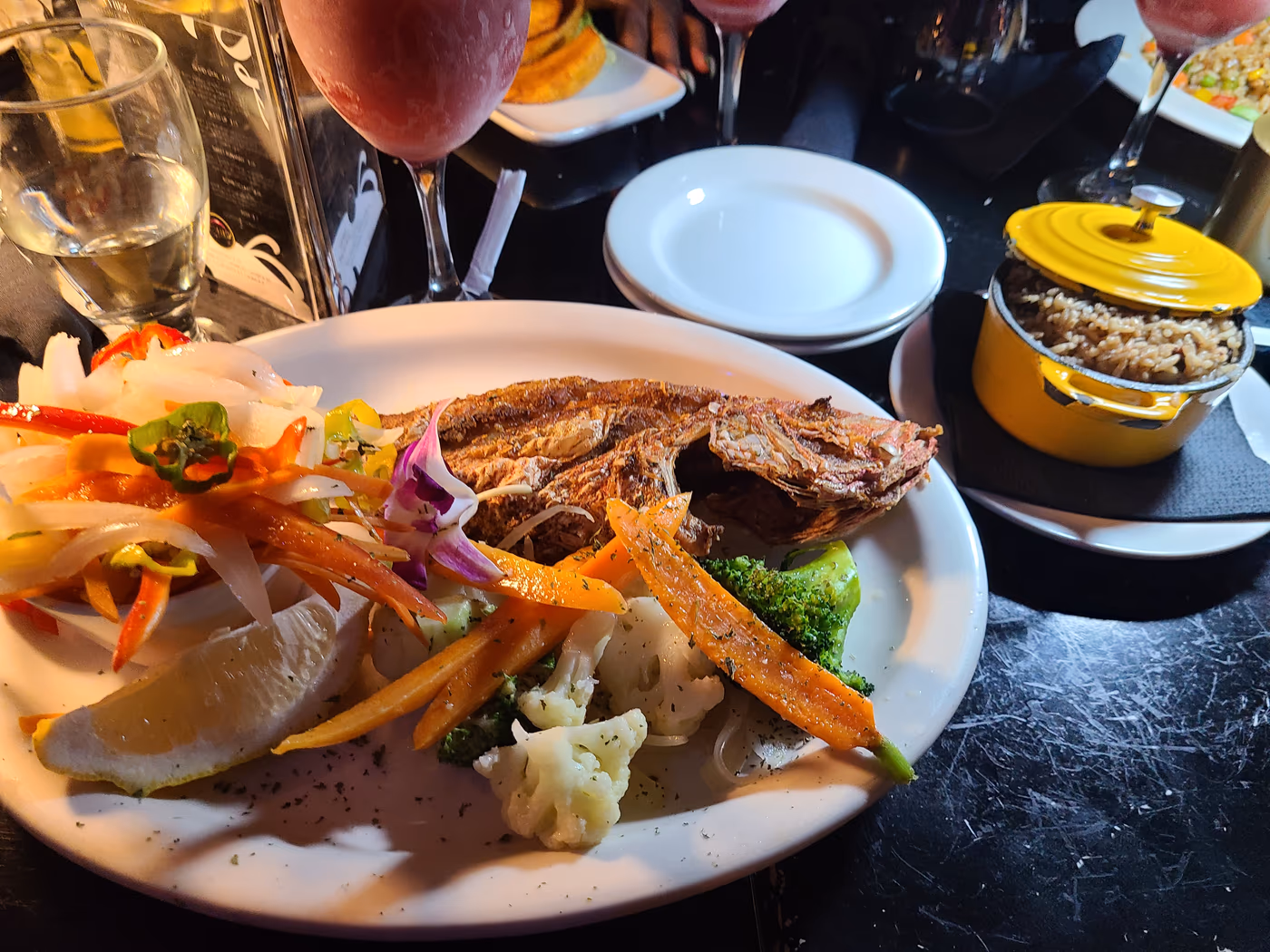 Vybez Restaurant and Lounge photo 2
