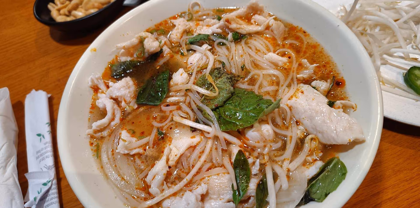 W'lins Asian cuisine & spirits photo 3