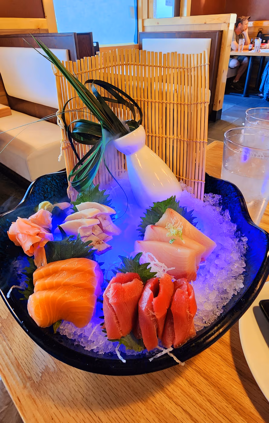 W&Z Asian Bistro & Sushi Bar photo 2