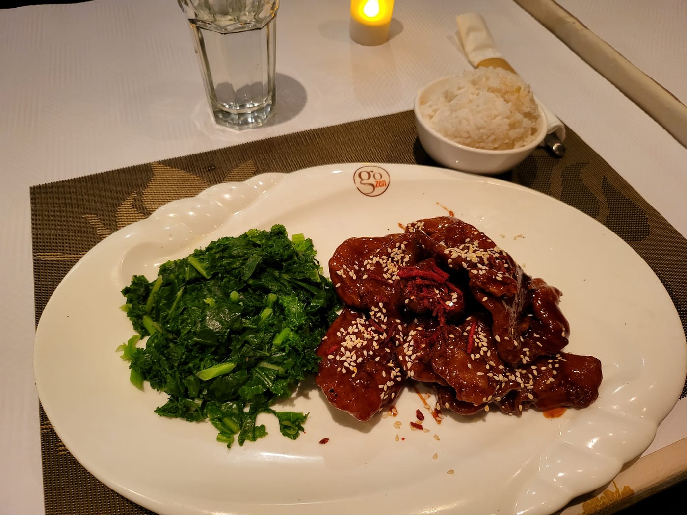 W4 NOODLE HAUSE photo 2