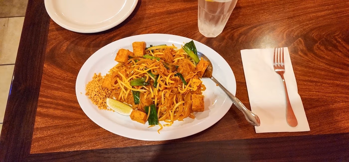 Warin Thai by JoJo & Mom's Thai Kitchen photo 2