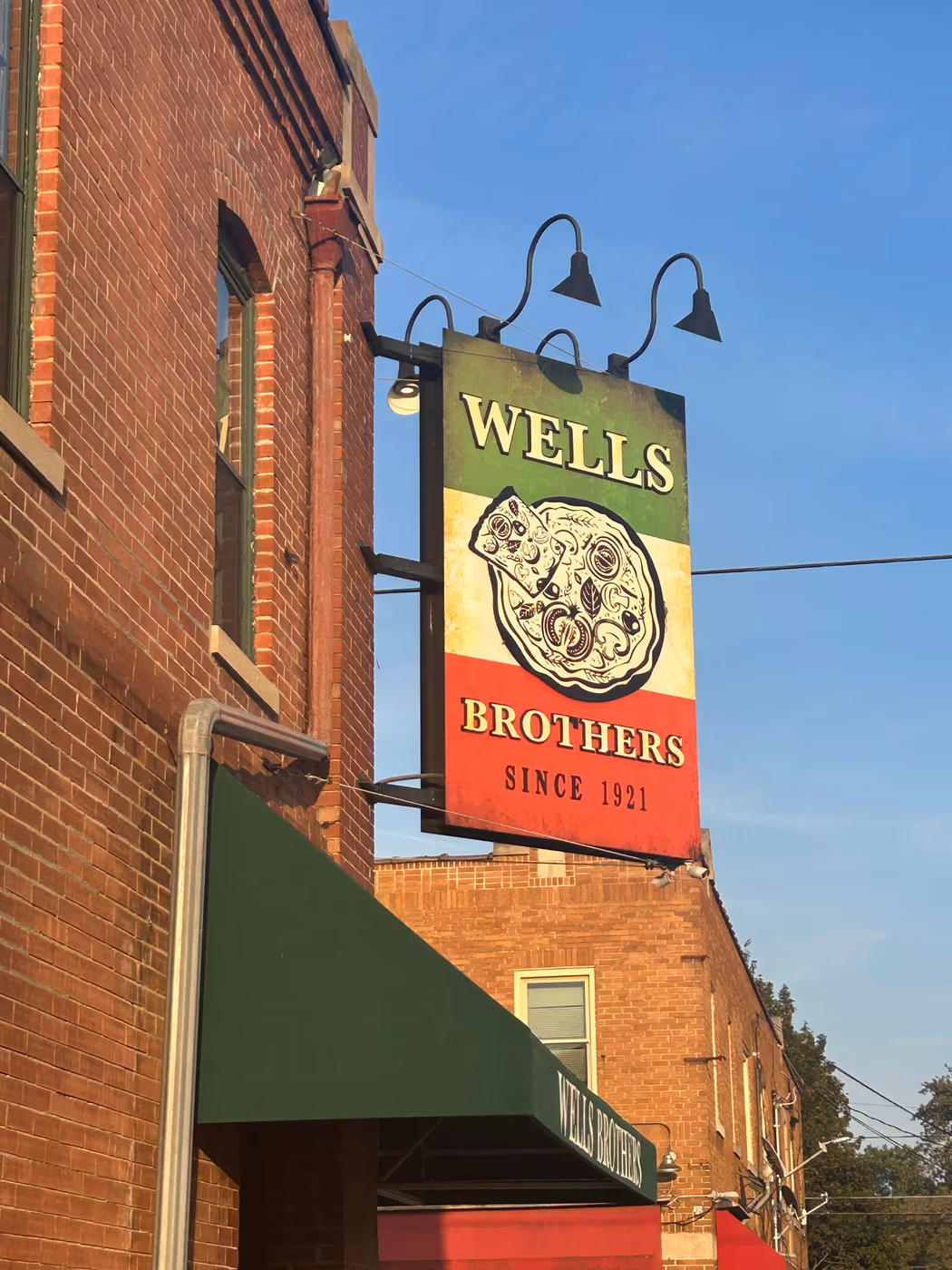 Wells Brothers Italian Restaurant photo 3