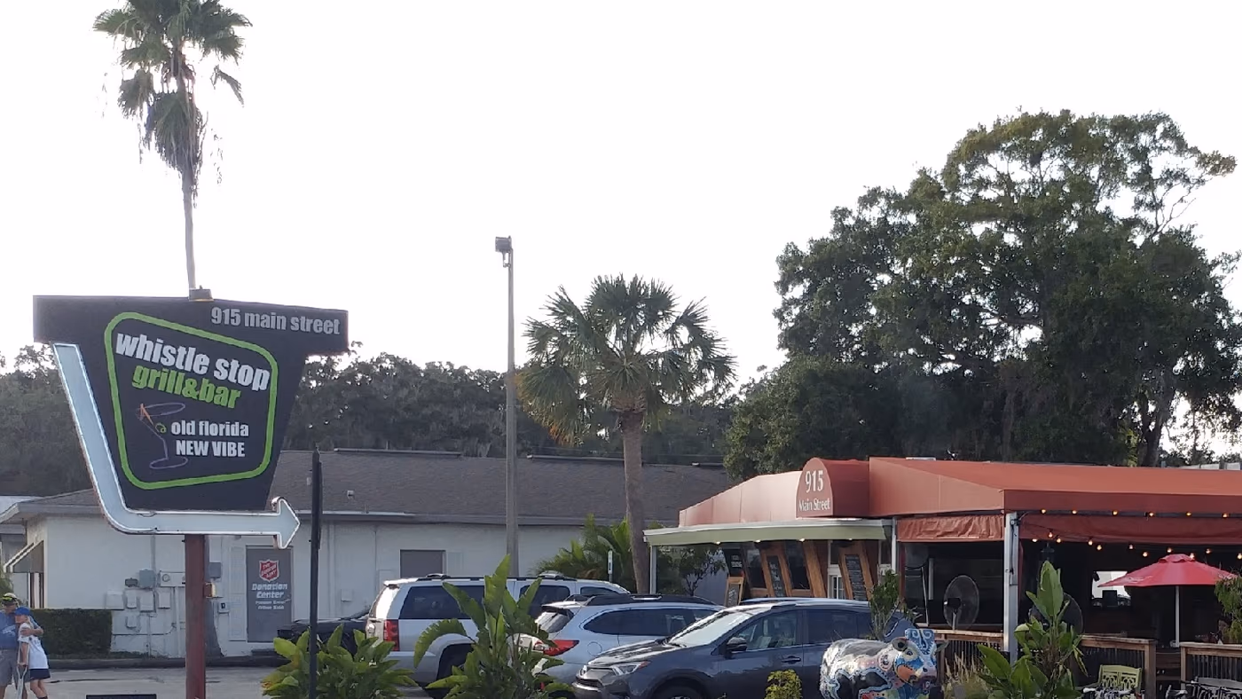 Whistle Stop Grill and Bar