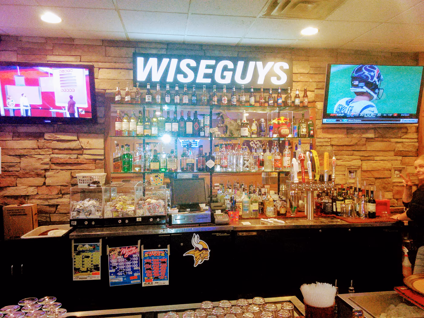 Wiseguys Pizza & Pub