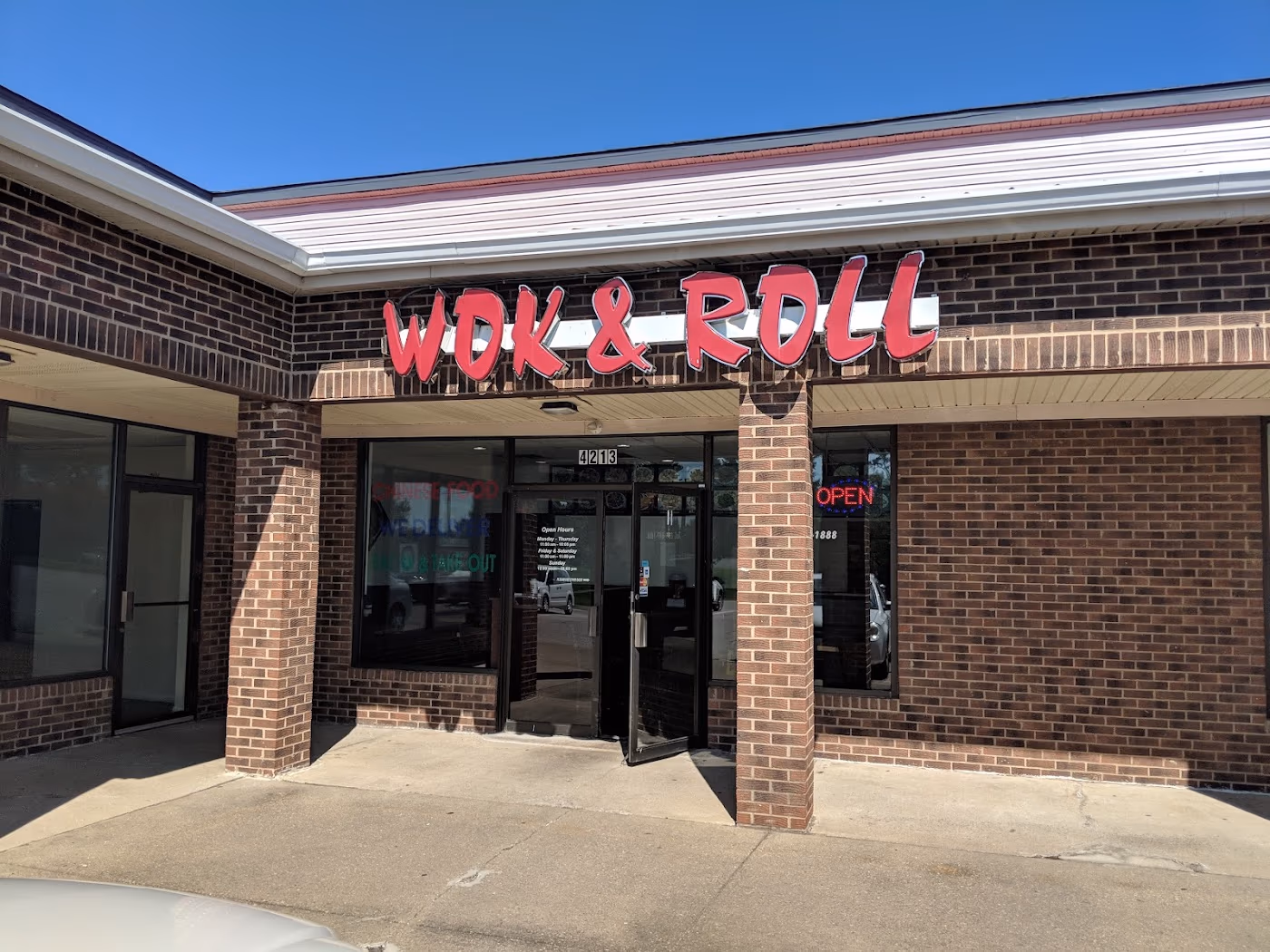 Wok & Roll