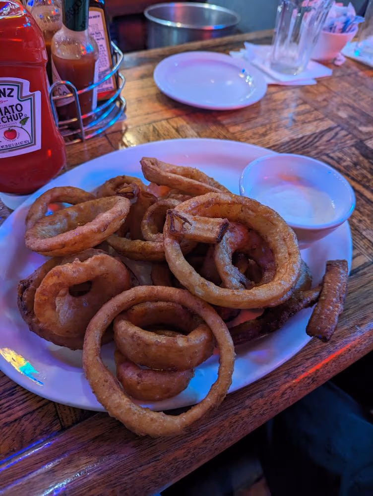 Wooden Nickel Bar & Grill photo 3