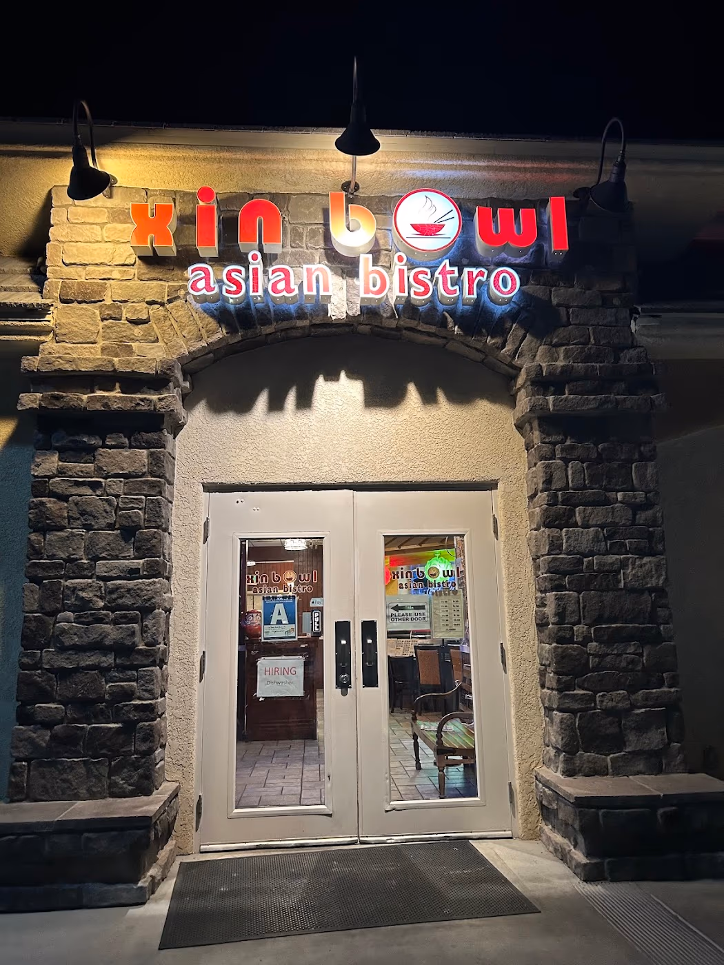 Xin bowl Asian Bistro